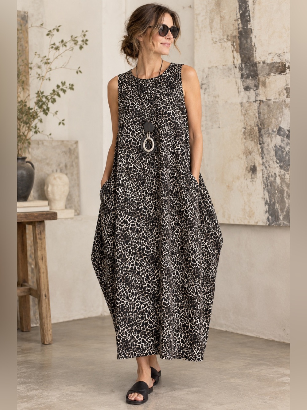 Q Neel Animal Print Sleeveless Long Midi Dress Size 10 Lagenlook Soft Stretchy